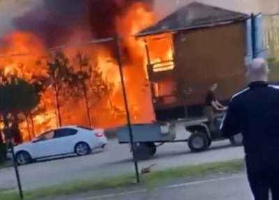 Произошел взрыв и пожар в отеле на Кубани